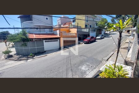 Casa à venda com 120m², 3 quartos e 2 vagas Casa à venda com 120m², 3 quartos e 2 vagasVista Varanda Quarto 1 suíte