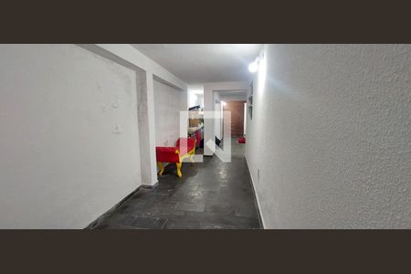 Casa à venda com 120m², 3 quartos e 2 vagas Casa à venda com 120m², 3 quartos e 2 vagasÁrea comum - Salão de festas