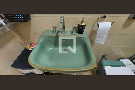 Casa à venda com 120m², 3 quartos e 2 vagas Casa à venda com 120m², 3 quartos e 2 vagasBanheiro Quarto 1 suíte