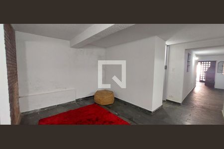 Casa à venda com 120m², 3 quartos e 2 vagas Casa à venda com 120m², 3 quartos e 2 vagasÁrea comum - Salão de festas