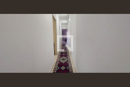 Casa à venda com 120m², 3 quartos e 2 vagas Casa à venda com 120m², 3 quartos e 2 vagasCorredor quartos