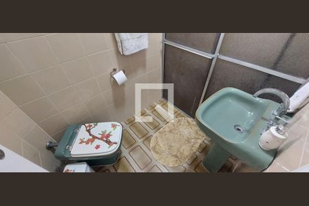 Casa à venda com 120m², 3 quartos e 2 vagas Casa à venda com 120m², 3 quartos e 2 vagasBanheiro 2