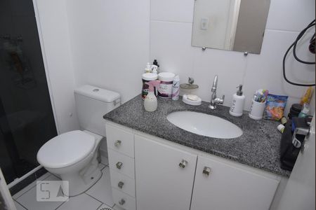 Banheiro Social de apartamento à venda com 2 quartos, 53m² em Taquara, Rio de Janeiro