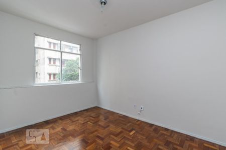 Quarto 1 de apartamento para alugar com 3 quartos, 80m² em Barro Preto, Belo Horizonte