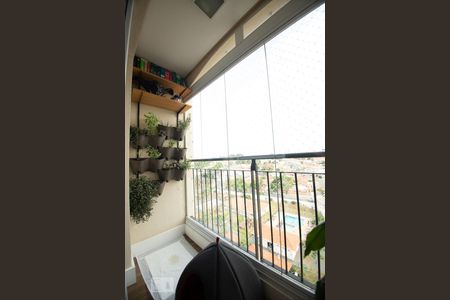 VARANDA de apartamento à venda com 2 quartos, 56m² em Vila Satúrnia, Campinas