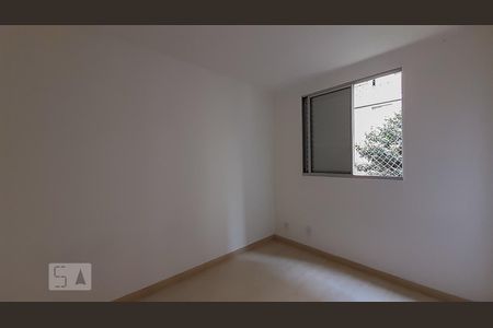 Quarto 2 de apartamento para alugar com 2 quartos, 53m² em Jardim Santa Terezinha, São Paulo