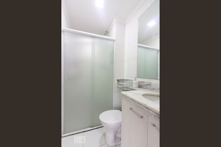 Banheiro de apartamento à venda com 2 quartos, 45m² em São Pedro, Osasco