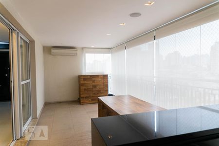 Sacada de apartamento para alugar com 2 quartos, 140m² em Bosque da Saúde, São Paulo