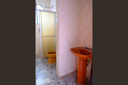 Banheiro de casa para alugar com 2 quartos, 98m² em Sapopemba, São Paulo