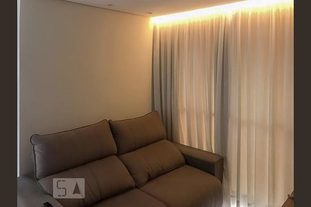 Sala de apartamento à venda com 2 quartos, 57m² em Vila Satúrnia, Campinas