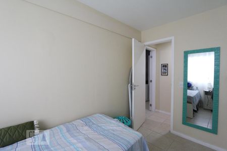 Quarto 1  de apartamento para alugar com 2 quartos, 60m² em Freguesia (jacarepaguá), Rio de Janeiro