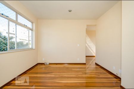 Sala de apartamento à venda com 3 quartos, 90m² em Jardim America, Belo Horizonte