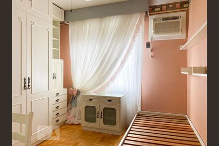 Quarto 1 de apartamento à venda com 3 quartos, 130m² em Moinhos de Vento, Porto Alegre