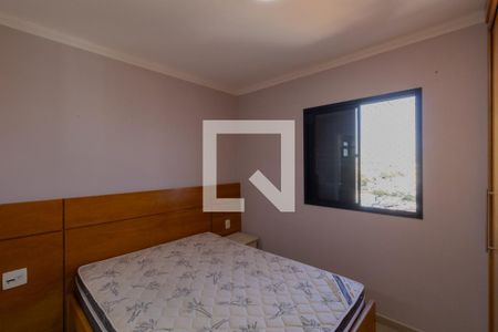 Suíte de apartamento para alugar com 3 quartos, 65m² em Vila Carmosina, São Paulo