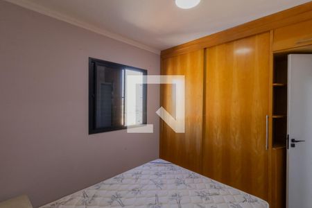 Suíte de apartamento para alugar com 3 quartos, 65m² em Vila Carmosina, São Paulo