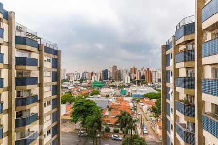 Vista da sala de apartamento para alugar com 3 quartos, 65m² em Vila Itapura, Campinas