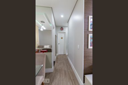 Corredor de apartamento para alugar com 3 quartos, 75m² em Jardim Testae, Guarulhos