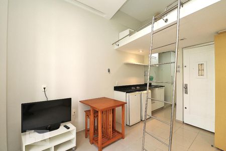 Studio. de kitnet/studio para alugar com 1 quarto, 30m² em Copacabana, Rio de Janeiro