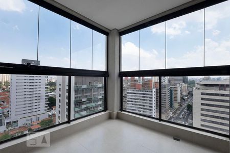 Varanda de kitnet/studio à venda com 1 quarto, 28m² em Jardim Paulista, São Paulo