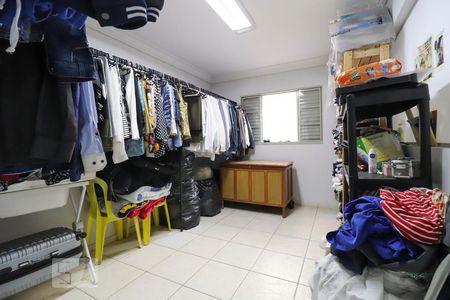Quarto 1 de casa para alugar com 4 quartos, 330m² em Jardim América, Goiânia
