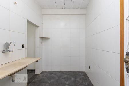 Cozinha de casa para alugar com 2 quartos, 60m² em Carlos Prates, Belo Horizonte