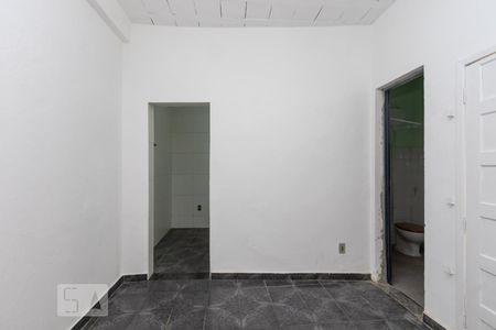 Sala de casa para alugar com 2 quartos, 60m² em Carlos Prates, Belo Horizonte