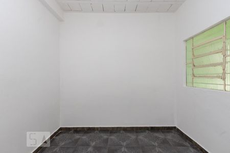 Quarto 2 de casa para alugar com 2 quartos, 60m² em Carlos Prates, Belo Horizonte