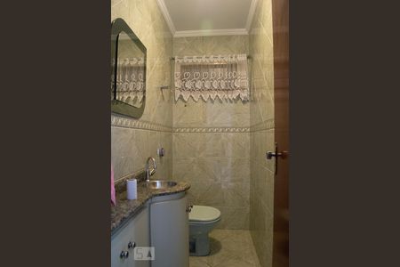 LAVABO de casa à venda com 3 quartos, 200m² em Vila Isolina Mazzei, São Paulo