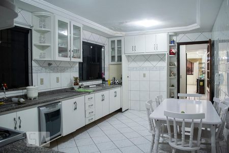 COZINHA de casa à venda com 3 quartos, 200m² em Vila Isolina Mazzei, São Paulo