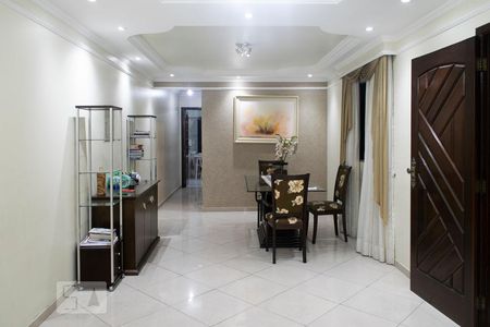 SALA de casa à venda com 3 quartos, 200m² em Vila Isolina Mazzei, São Paulo