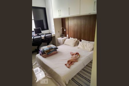 Quarto de apartamento para alugar com 2 quartos, 58m² em Vila Olímpia, São Paulo