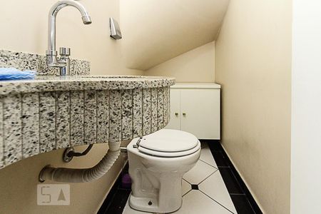 Lavabo de casa de condomínio para alugar com 2 quartos, 72m² em Chácara Belenzinho, São Paulo