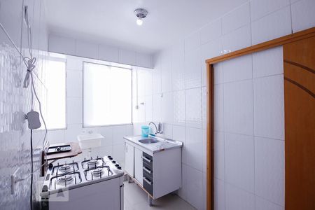 Cozinha  de apartamento para alugar com 1 quarto, 44m² em Vila Anglo Brasileira, São Paulo