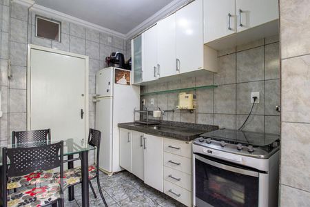 Cozinha de apartamento para alugar com 2 quartos, 65m² em Castelo, Belo Horizonte