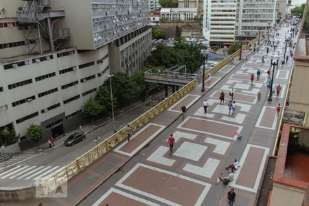 Vista da Sala de apartamento para alugar com 2 quartos, 60m² em Centro, São Paulo