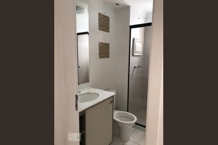 Banheiro de apartamento para alugar com 2 quartos, 60m² em Vila Barreto, São Paulo