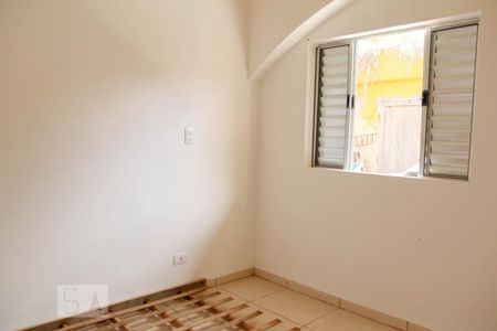 Quarto  de casa para alugar com 1 quarto, 32m² em Jardim Satelite, São Paulo