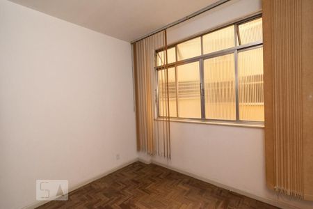 QUARTO 2 de apartamento para alugar com 2 quartos, 75m² em Centro, Niterói