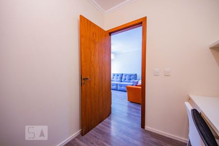 Corredor escritório de apartamento para alugar com 2 quartos, 84m² em Auxiliadora, Porto Alegre