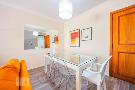 Sala de apartamento para alugar com 2 quartos, 84m² em Auxiliadora, Porto Alegre