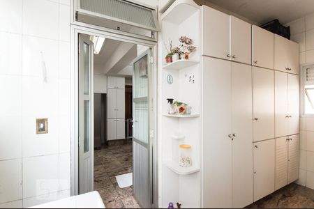 Apartamento à venda com 290m², 2 quartos e 1 vaga Apartamento à venda com 290m², 2 quartos e 1 vagaÁrea de Serviço