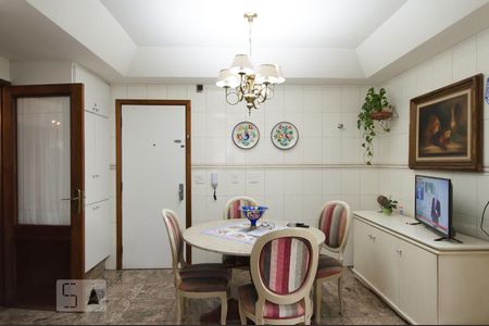 Apartamento à venda com 290m², 2 quartos e 1 vaga Apartamento à venda com 290m², 2 quartos e 1 vagaCozinha