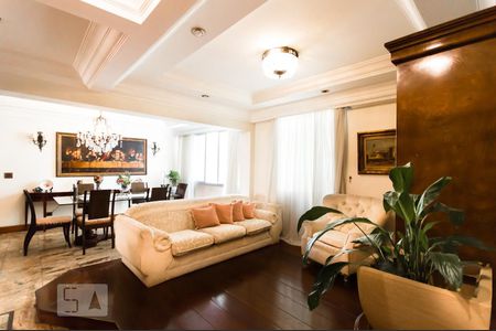 Apartamento à venda com 290m², 2 quartos e 1 vaga Apartamento à venda com 290m², 2 quartos e 1 vagaSala de Jantar