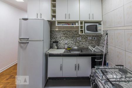 Cozinha de apartamento à venda com 2 quartos, 46m² em República, São Paulo