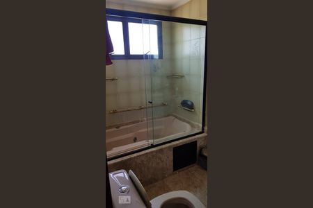 Banheiro da Suite de apartamento à venda com 4 quartos, 140m² em Vila Monumento, São Paulo