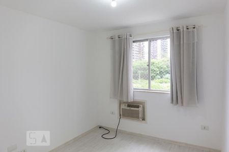 Quarto 1 de apartamento à venda com 3 quartos, 95m² em Barra da Tijuca, Rio de Janeiro