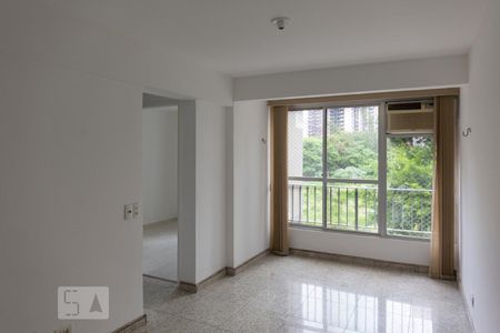 Sala de apartamento à venda com 3 quartos, 95m² em Barra da Tijuca, Rio de Janeiro