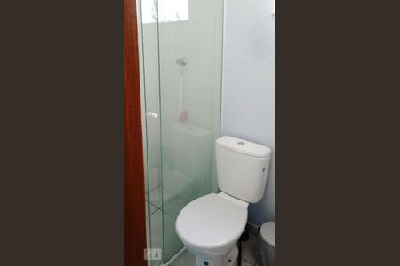 Banheiro de apartamento à venda com 1 quarto, 34m² em Cidade Antônio Estevão de Carvalho, São Paulo