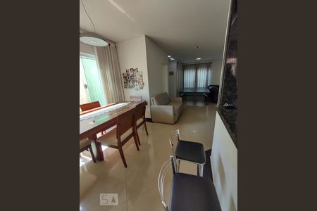 Casa para alugar com 4 quartos, 186m² em Jardim de Lorenzo, São Paulo