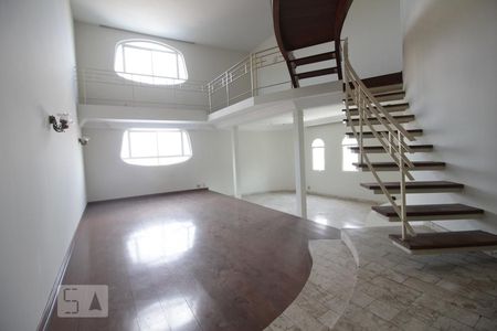 Apartamento para alugar com 380m², 3 quartos e 2 vagasSala